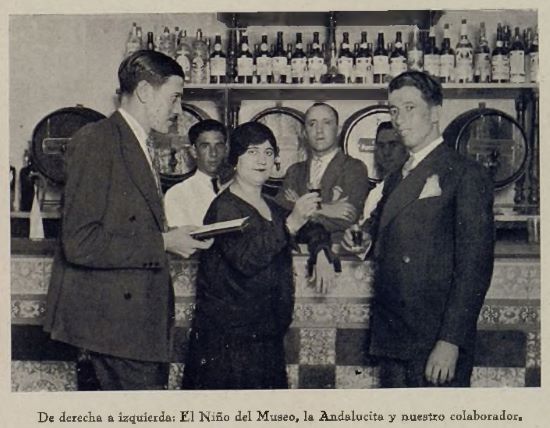 La Andalucita junto al Niño del Museo (España, 29-9-1929)