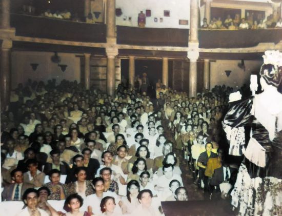 Rosario Núñez durante una de sus actuaciones en el auditorio de la CMQ (Archivo Andalucita).