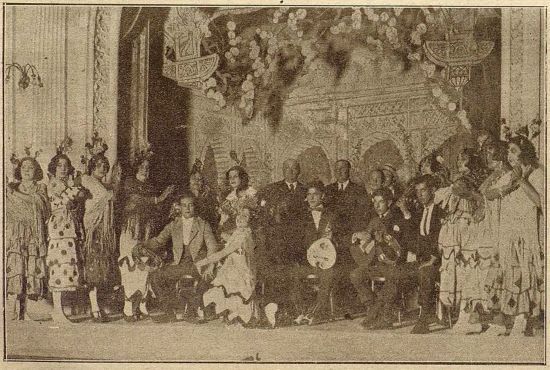 La zambra gitana representada en el Teatro Parisiana de Madrid en el festival de la Asociación de la Prensa. Foto Ortiz (Diario de Barcelona, 11 de agosto de 1922, p. 4).