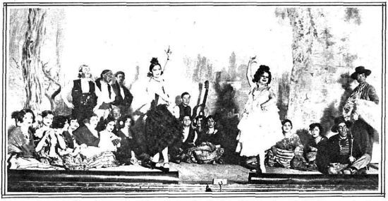  Escena de la zambra gitana en la obra La copla andaluza durante su representación en el Teatro Pavón de Madrid. Foto de Benítez Casaux (Estampa, 25 de diciembre de 1928, p. 37).