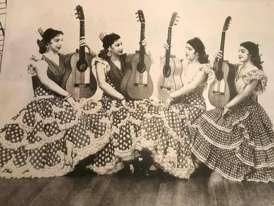 Sarita Heredia y sus hermanas (Archivo René Heredia).