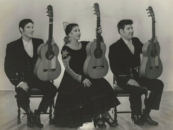 Sarita Heredia con sus hermanos René y Enrique (Archivo René Heredia). 