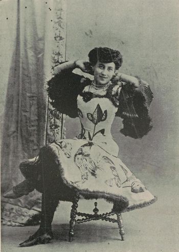 Carmen Díaz (Arte y Letras, 20-9-1908). 