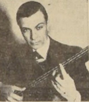 Julio Alonso (La Nación, 23-11-1936).